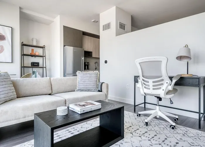 S Loop 1br W Pool Gym Nr Grant Park Chi-742 *